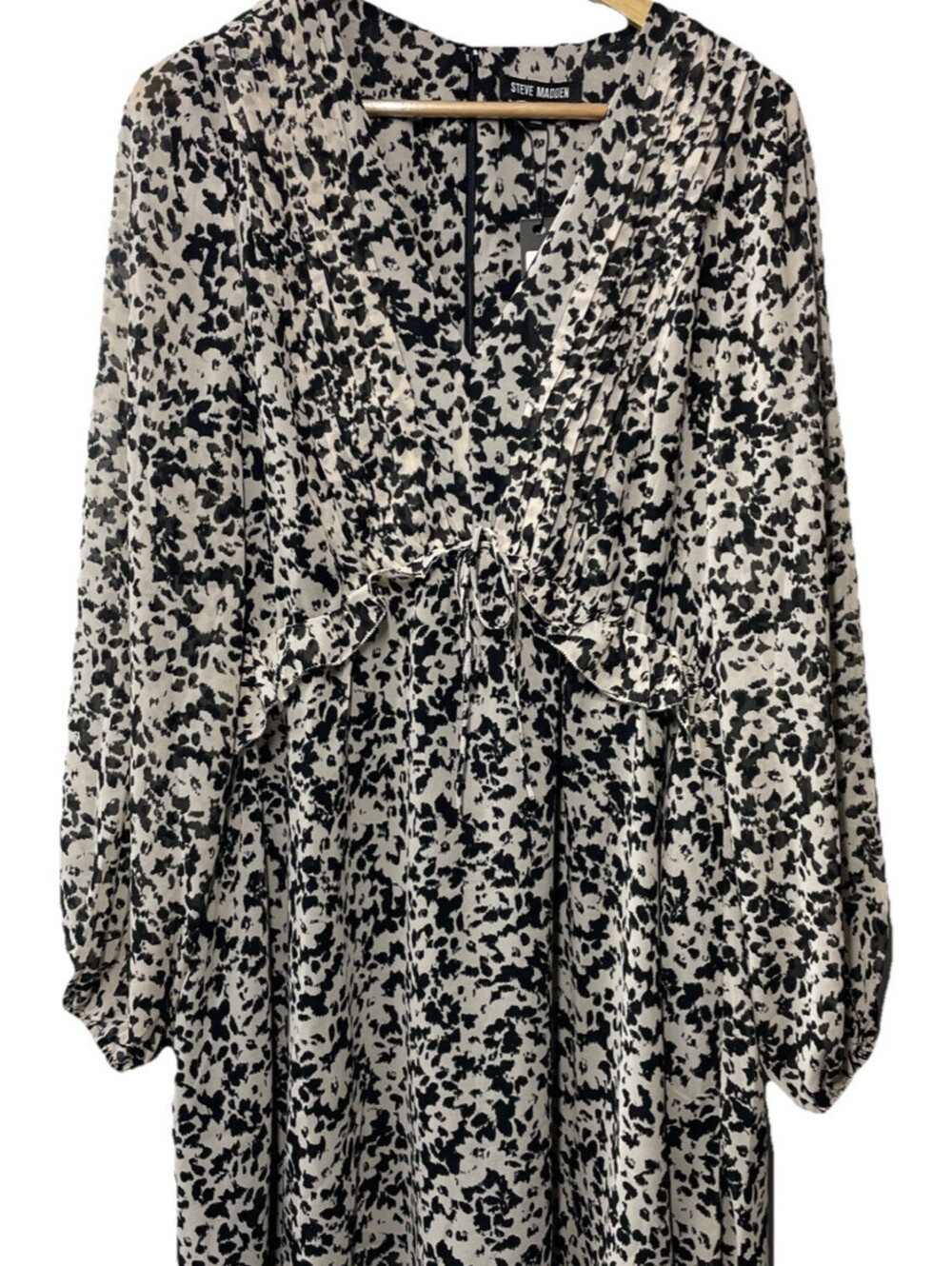 Steve Madden Apparel Women's Rami Dress Size L Long Sleeve V-neck Black/Ivory